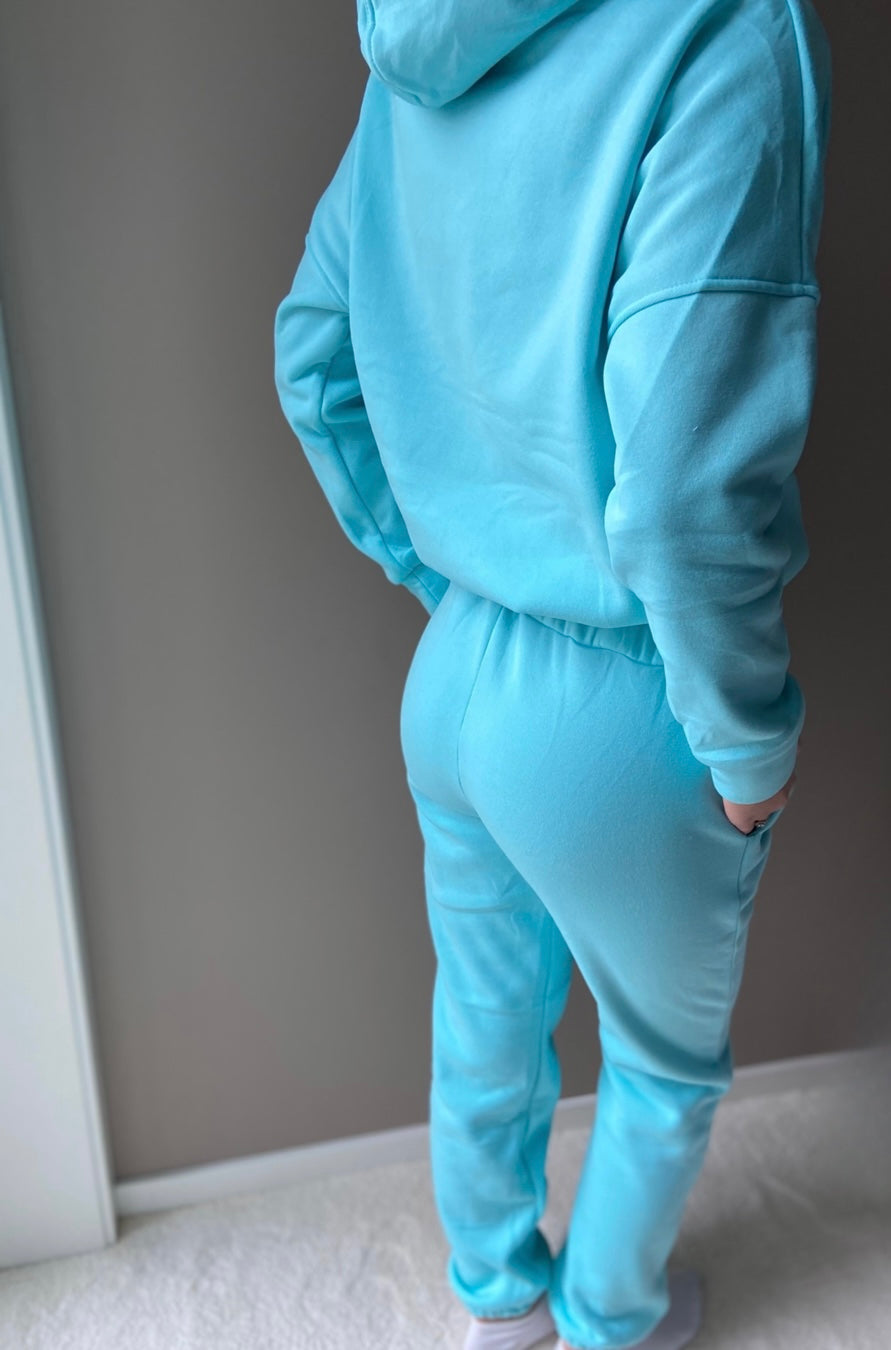 Tracksuit - Leyla
