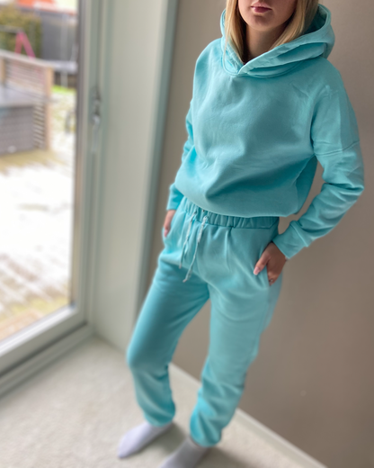 Tracksuit - Leyla